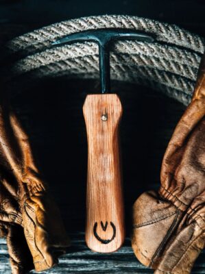 Wild Thing Hoof Pick and Scraper